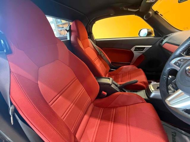 DAIHATSU COPEN ROBE
